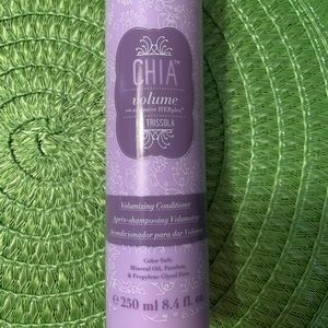 Chia Volume by Trissola Conditioner